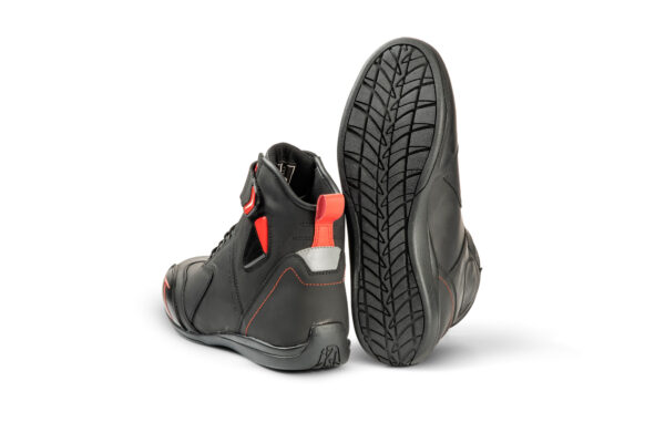Lindstrands Sneaker Sport nahast must, 40