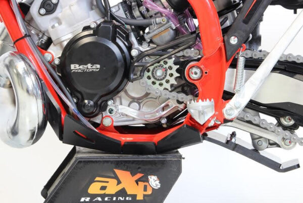 AXP Xtrem HDPE kaitseplaat must Beta 125/200RR 20-22