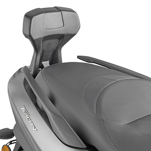GIVI seljatugi Yamaha Tricity 300