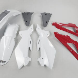 ufo-plastic-kit-5-parts-red-white-hva-tc125-250-05-07