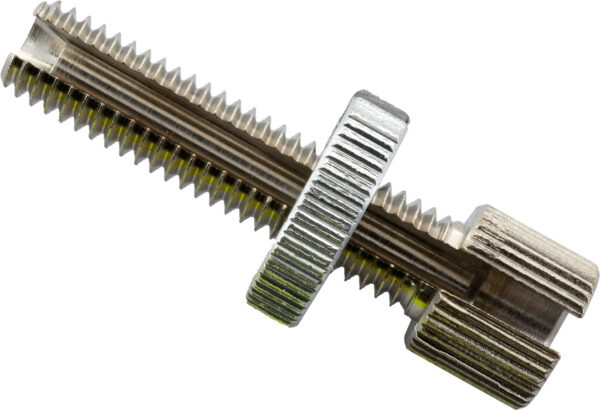 Fikseeriv reguleerimiskruvi M8 x 45mm lõhestatud