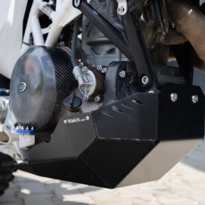 Yakk EXP kaitseplaat Husqvarna 701 / KTM 690 / GasGas 700 must