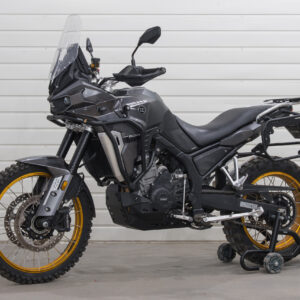 Yakk EXP tagumine pagasiriiul top case’iga Kove 800X (24-) must