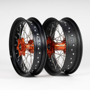 Sixty5 KTM Supermoto must/oranž veljekomplekt 3.5-17/5.0-17