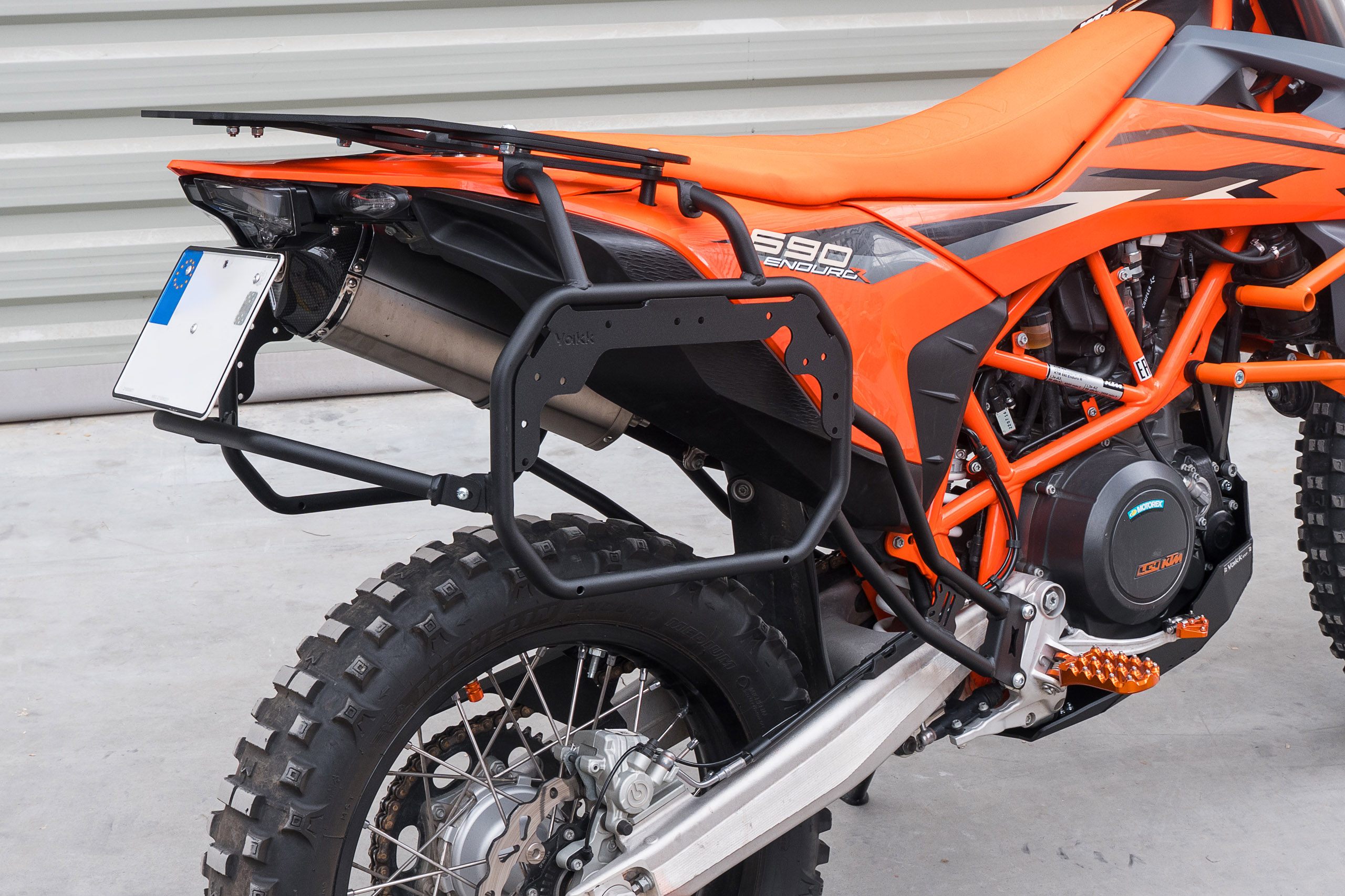 Yakk EXP külgkandur KTM 690 Enduro (19-25) must - Image 3