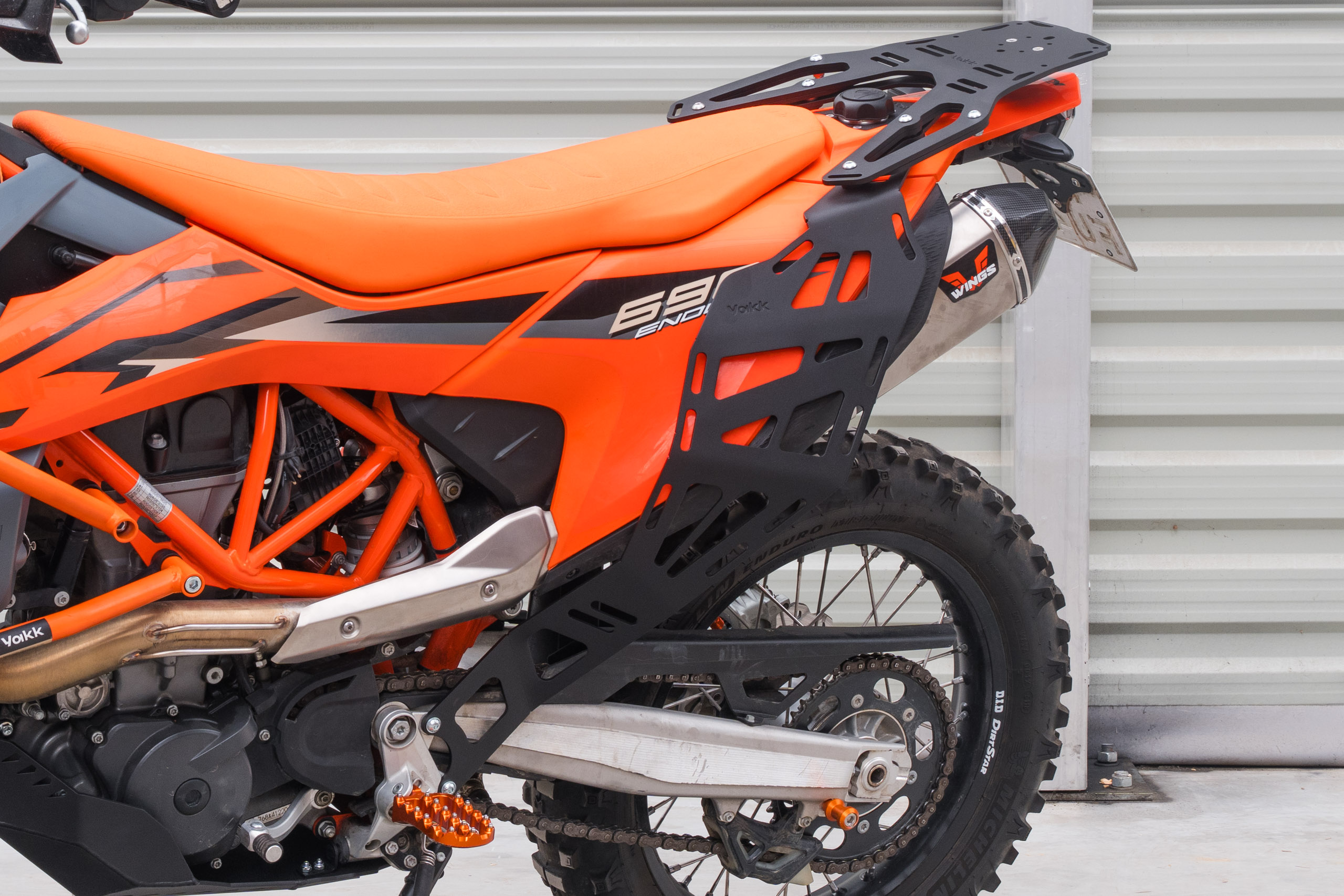 Yakk EXP külgmise pagasi kinnitusrakmed KTM 690 Enduro (19-25) must - Image 4