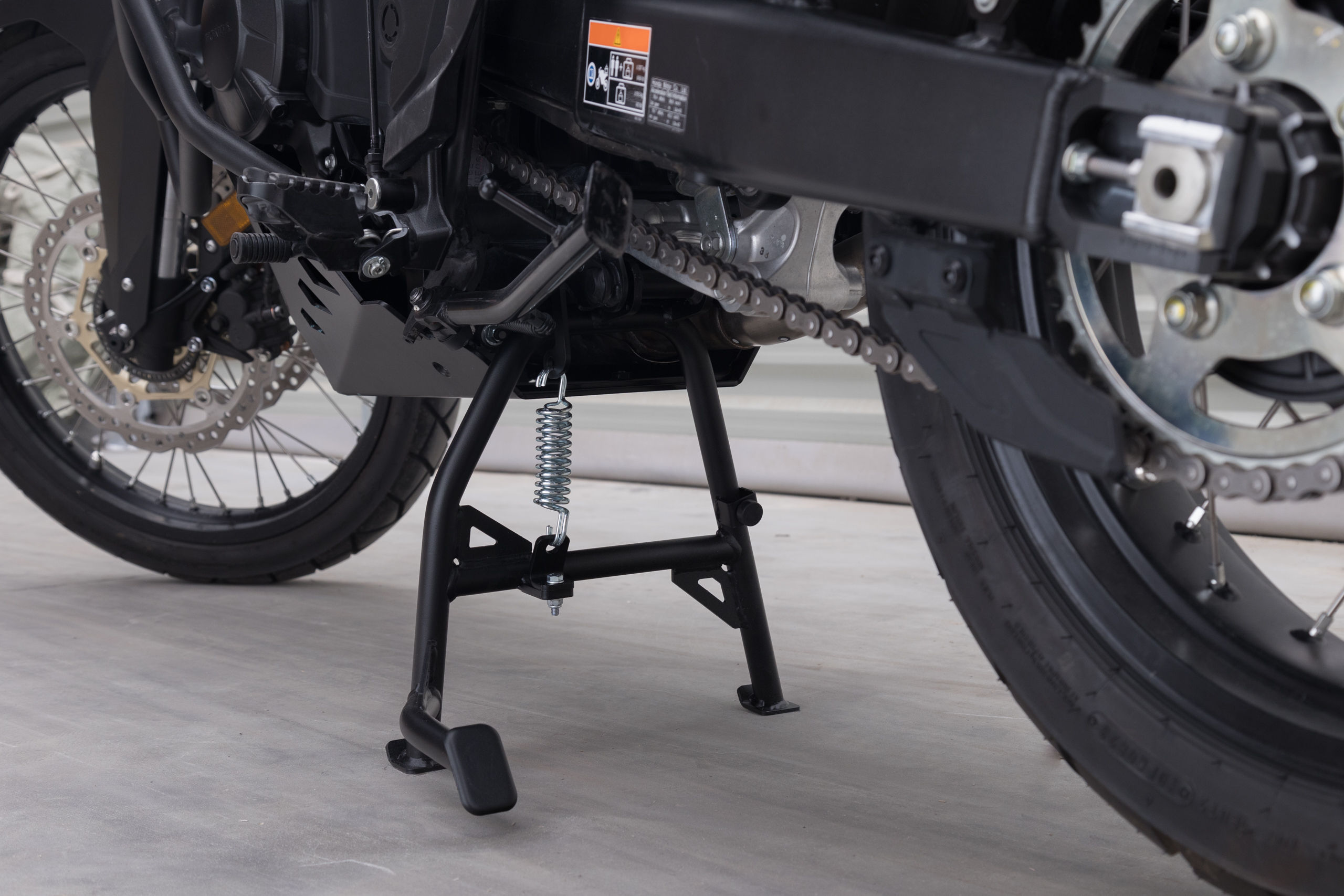 Yakk EXP kesktugi Honda XL750 Transalp (22-) must - Image 2